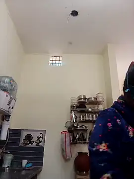 Honey-26 online show from 12/03/25, 07:30