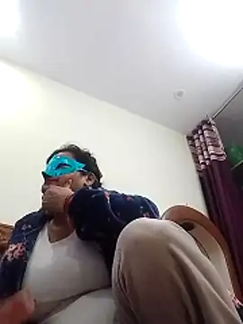 Honey-26 online show from 11/27/25, 08:26