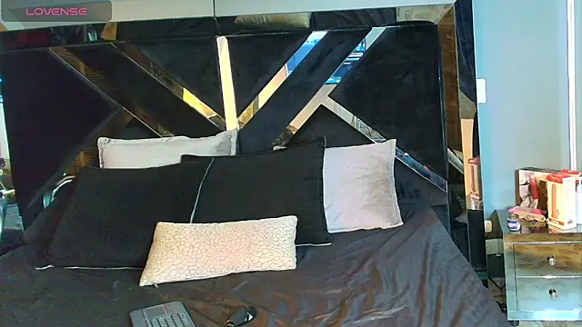 Adara Ferrara online show from 05/20/26, 02:41