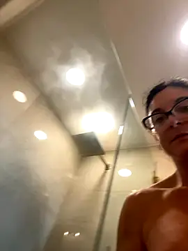 carothepro online show from 10/28/25, 02:38