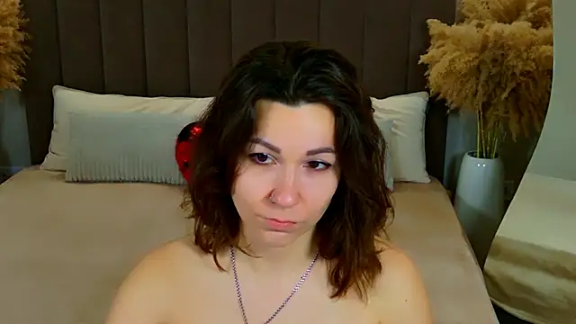 EdenSolis online show from 04/21/26, 07:26