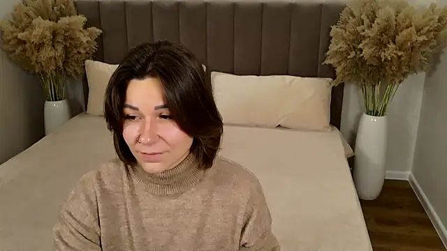 EdenSolis online show from 11/05/25, 07:22