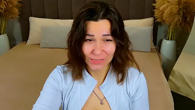 EdenSolis online show from 04/14/26, 07:02