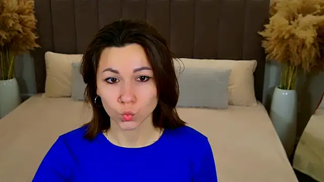 EdenSolis online show from 02/26/26, 10:04