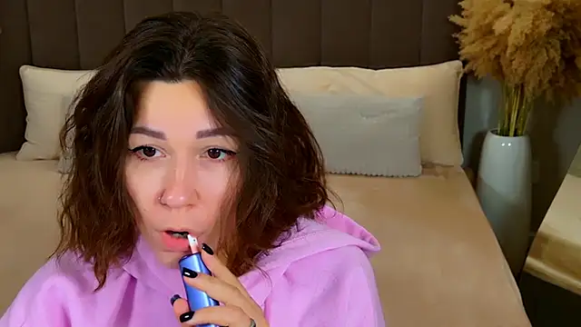 EdenSolis online show from 03/05/26, 06:21