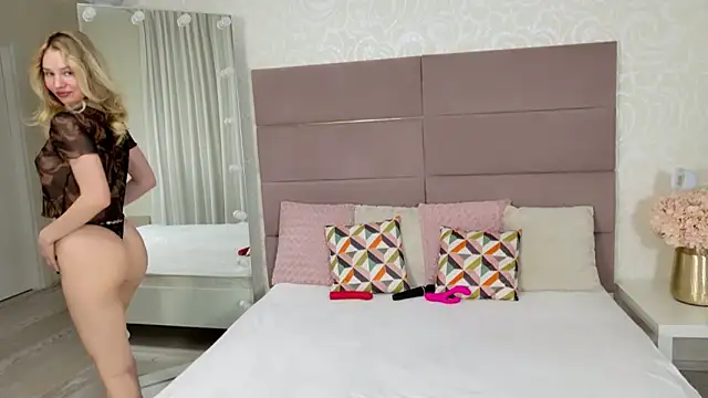 IndieMoon online show from 03/06/26, 06:03