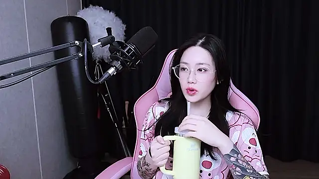 MISA 02 online show from 11/23/25, 12:15