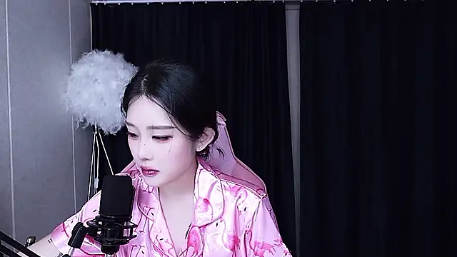 MISA 02 online show from 10/21/25, 12:04