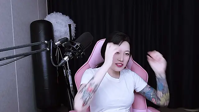 MISA 02 online show from 11/13/25, 12:53