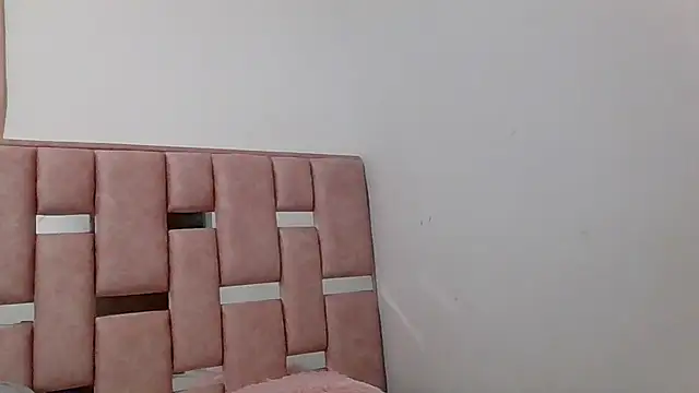 abby moss 2 online show from 12/16/25, 05:22