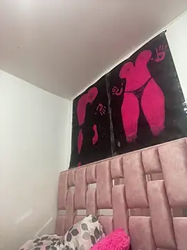 abby moss 2 online show from 10/27/25, 01:45