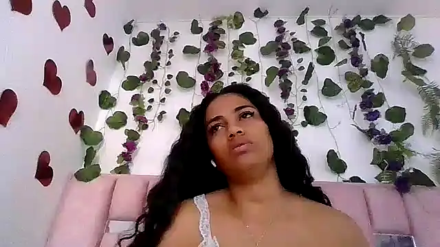 abby moss 2 online show from 04/21/26, 12:45