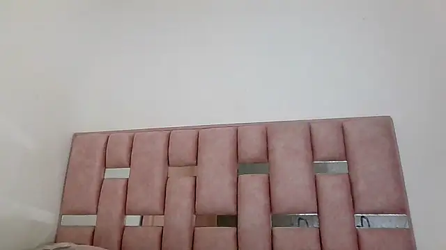 Snapshot of abby_moss_2 chatting on 02/05/26, 12:45 abby moss 2 online show from 02/05/26, 12:45