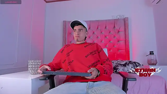 Ethan Boy  online show from 12/02/25, 10:00