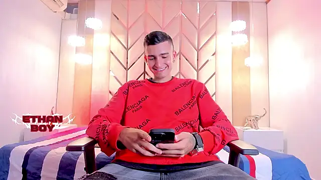 Ethan Boy  online show from 02/13/26, 09:37