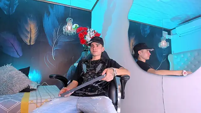 Ethan Boy  online show from 12/19/25, 09:28