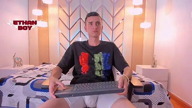 Ethan Boy  online show from 02/17/26, 08:06