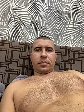 AronMode online show from 11/18/25, 06:22