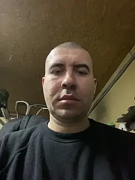 AronMode online show from 12/17/25, 09:25