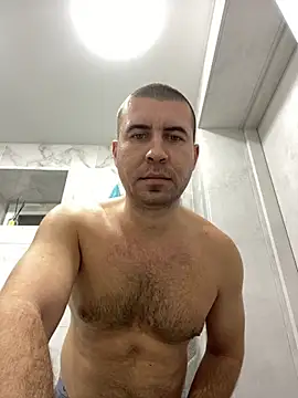 AronMode online show from 12/01/25, 05:14