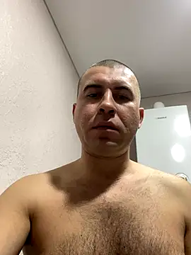 AronMode online show from 12/18/25, 09:40