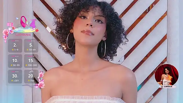 Snapshot of Lila-Rose chatting on 03/03/26, 05:25 Lila-Rose online show from 03/03/26, 05:25