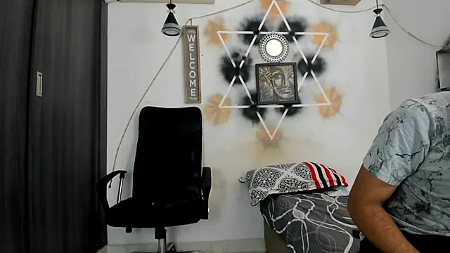 Snapshot of jhapsson_wong chatting on 10/14/25, 03:12 jhapsson wong online show from 10/14/25, 03:12