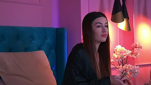 TaliaMorenne online show from 10/24/25, 04:50