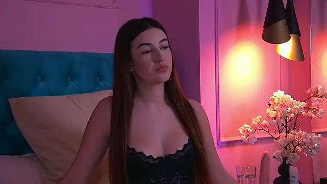 TaliaMorenne online show from 10/23/25, 05:55