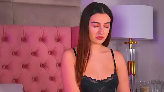 TaliaMorenne online show from 01/15/26, 07:12