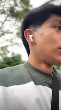 Jacovo2002 online show from 10/25/25, 07:03