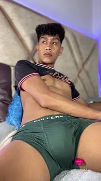 Jacovo2002 online show from 11/24/25, 04:23