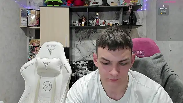 MIKE GOD19 online show from 03/15/26, 04:36