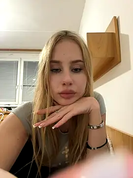 JudithCarly online show from 11/09/25, 08:02