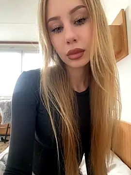 JudithCarly online show from 11/26/25, 10:26