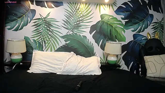  tahira   online show from 12/20/25, 12:52