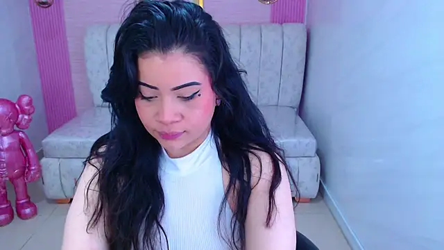 Scarlettt s online show from 11/07/25, 08:24