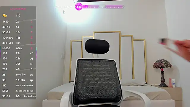 Annylittle  online show from 10/19/25, 04:59