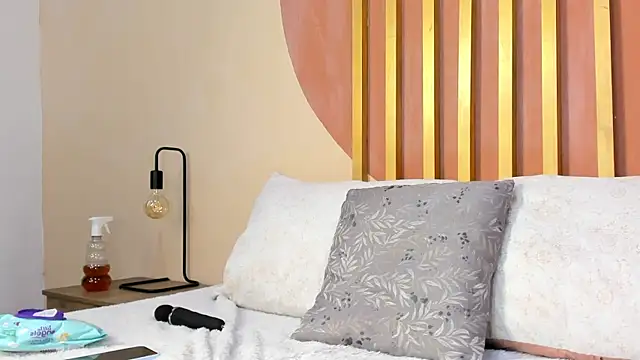 Jake AndNicole online show from 12/21/25, 01:19