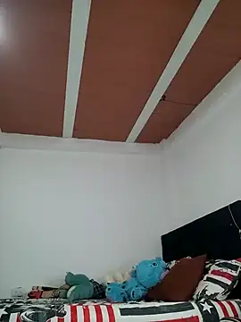 Snapshot of harper_ks chatting on 10/29/25, 07:02 harper ks online show from 10/29/25, 07:02