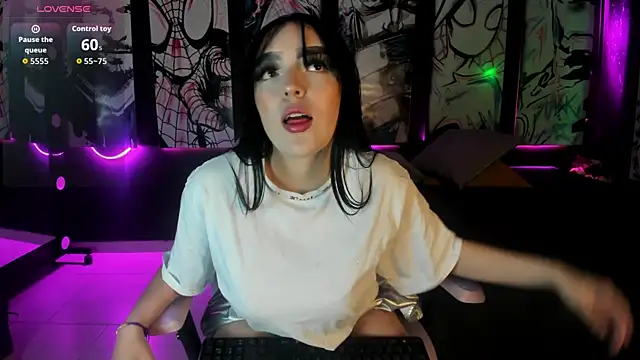 Snapshot of bubble__angel__ chatting on 10/15/25, 11:29 bubble angel online show from 10/15/25, 11:29