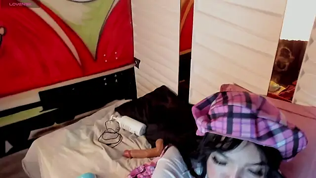 bubble  angel   online show from 02/25/26, 11:43