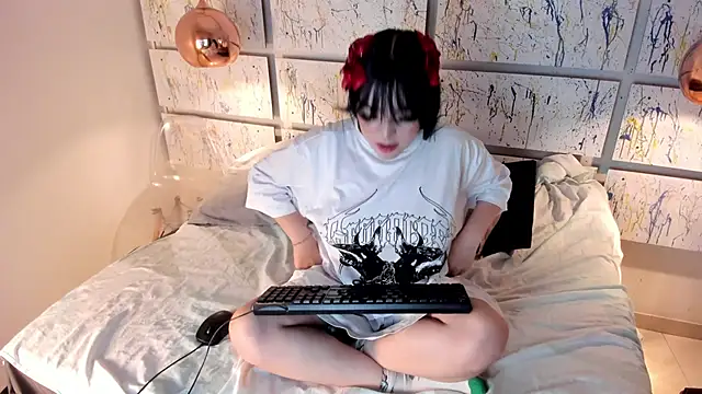 Snapshot of bubble__angel__ chatting on 10/27/25, 11:22 bubble angel online show from 10/27/25, 11:22