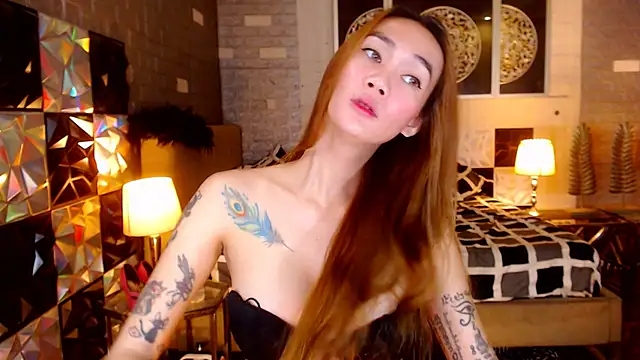 MeatyCockLuna online show from 12/04/25, 08:41