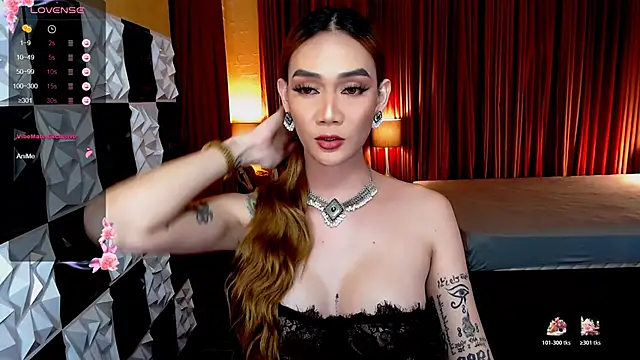 MeatyCockLuna online show from 11/24/25, 10:37