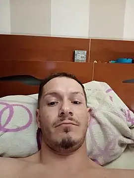 Snapshot of Graimito chatting on 02/04/26, 01:33 Graimito online show from 02/04/26, 01:33