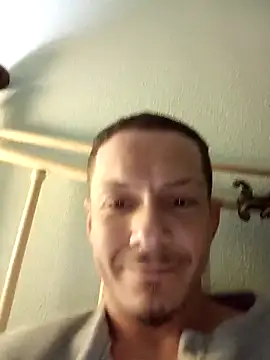 Snapshot of Graimito chatting on 02/25/26, 11:04 Graimito online show from 02/25/26, 11:04