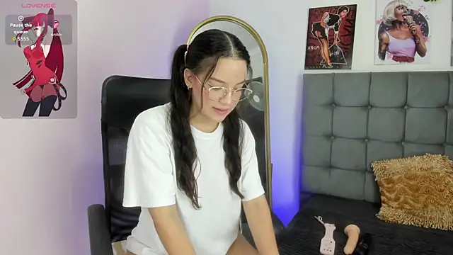 beauty lana18 online show from 11/28/25, 06:35