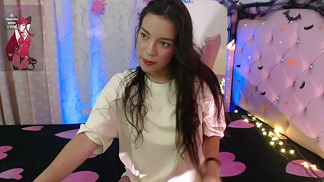 beauty lana18 online show from 10/31/25, 11:33