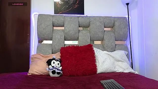 alix kitty online show from 02/17/26, 08:28